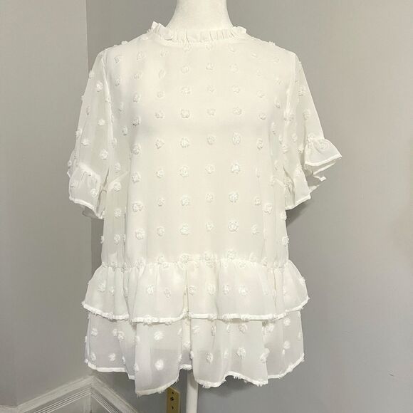 ANDREE BY UNIT Tops - Andree by Unit Swiss Dot Babydoll Top Size Medium Tiered Lined Keyhole Back